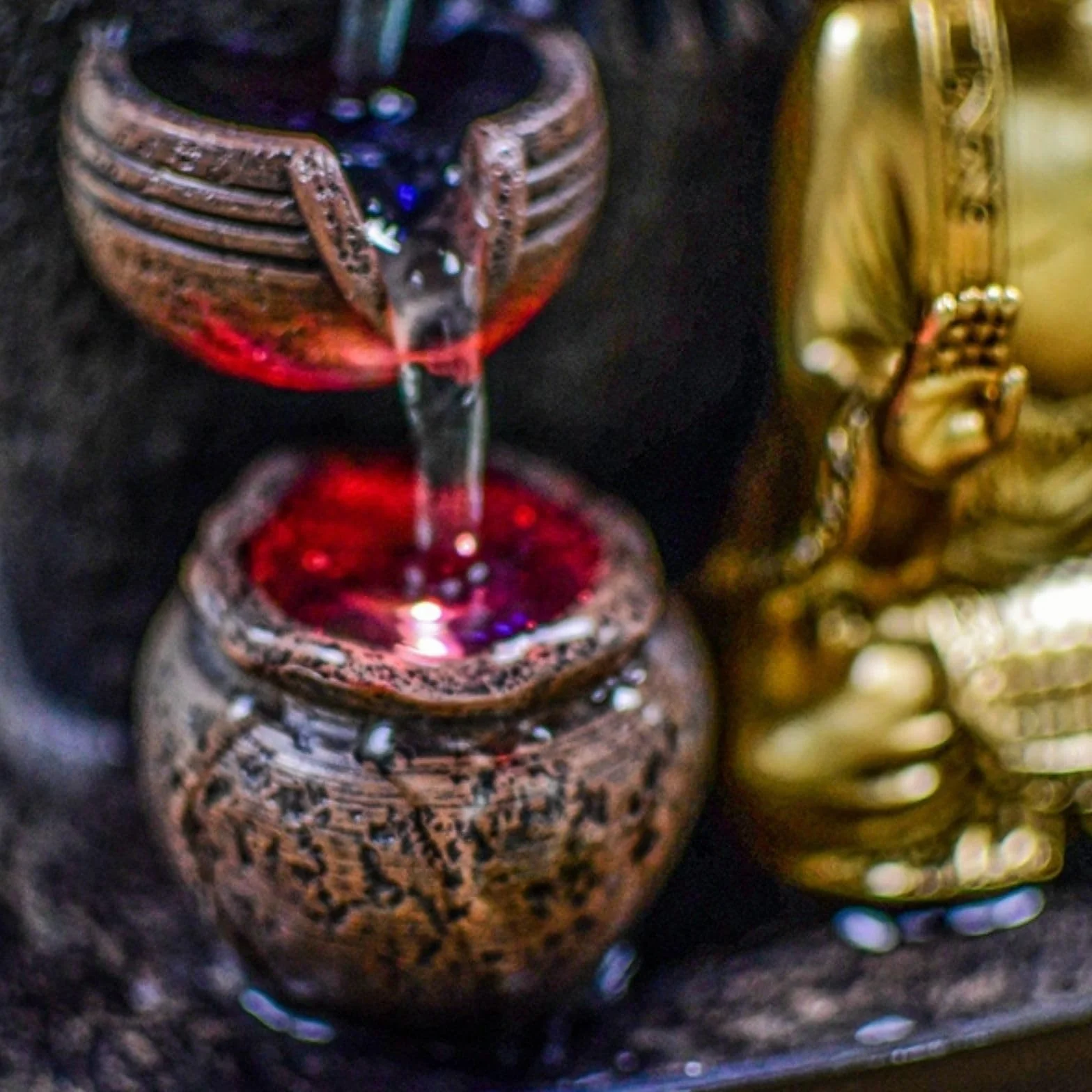 Zen'Light - Fontanna pokojowa Budda Bhava – dekoracja Zen, idealna do medytacji i relaksu – fontanna stołowa z zamkniętym obiegiem – zmieniające się kolory oświetlenie LED, woda przepływa na 3