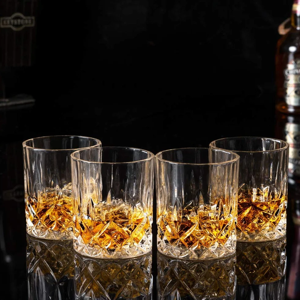 KANARS Zestaw Szklanek do Whisky, CKryształ Szkło Whisky 300 ml do Bourbon, Tequila, Koktajl, Koniak, Martini, Zestaw 4 Sztuk, Pudełko Upominkowe