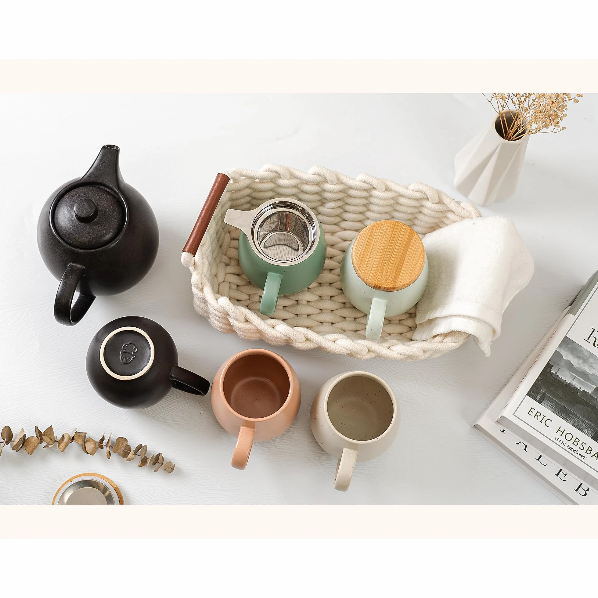 Ceramiczny dzbanek do herbaty z zaparzaczem, 1,2 l, czarny (antracytowy)