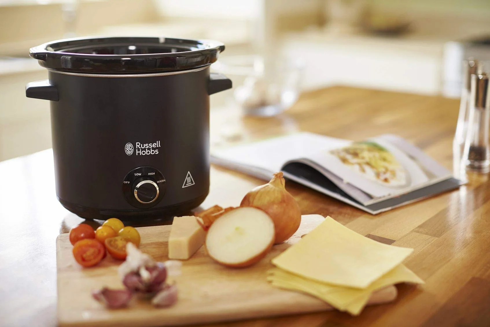 Russell Hobbs wolnowar 3,5l 200W 3 stopnie temperatury Chalkboard 24180-56