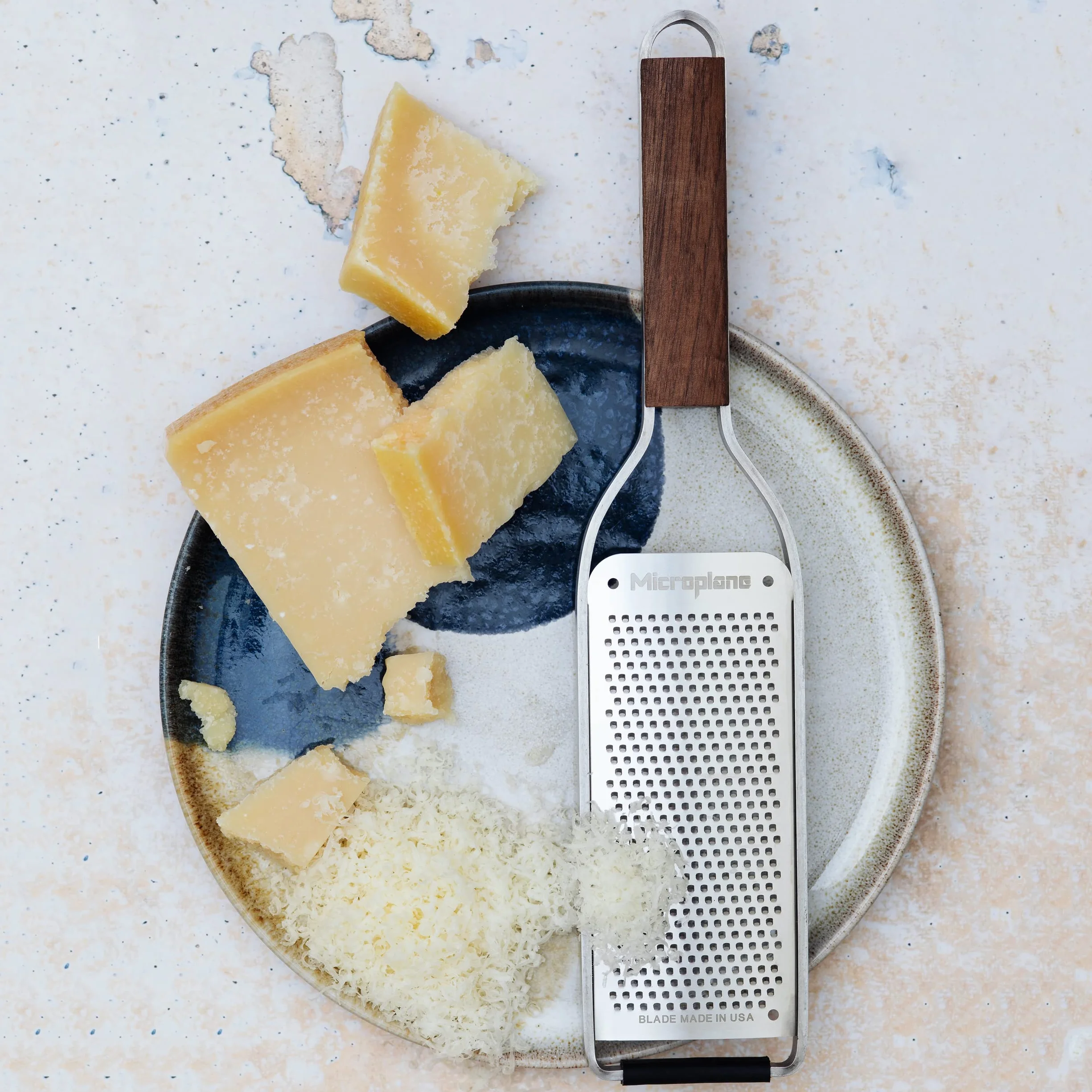 Microplane Tarka kuchenna ze stali nierdzewnej Master do twardego sera cytrusów czosnku chili