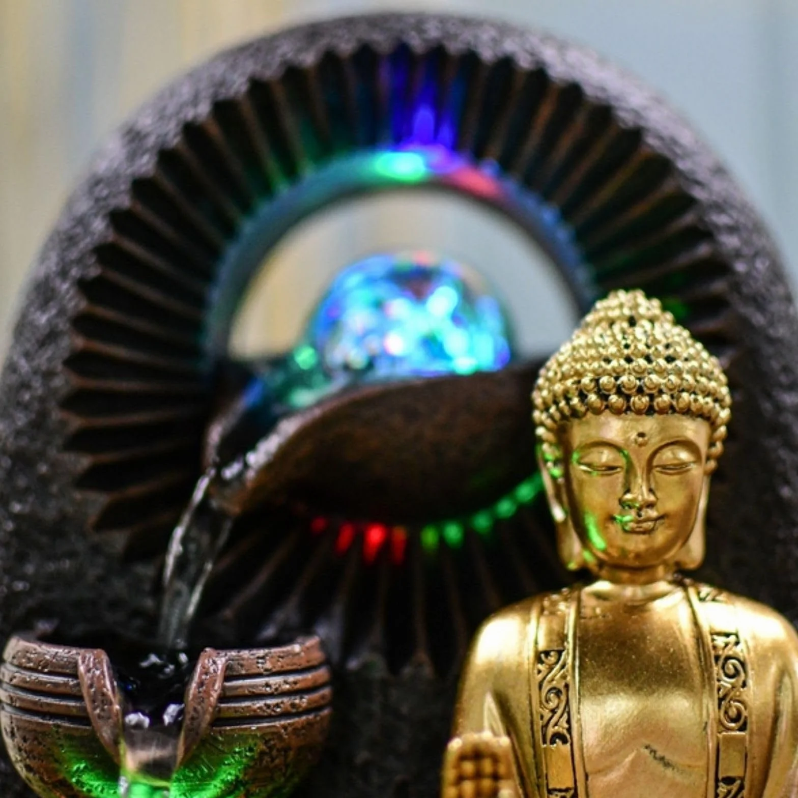 Zen'Light - Fontanna pokojowa Budda Bhava – dekoracja Zen, idealna do medytacji i relaksu – fontanna stołowa z zamkniętym obiegiem – zmieniające się kolory oświetlenie LED, woda przepływa na 3