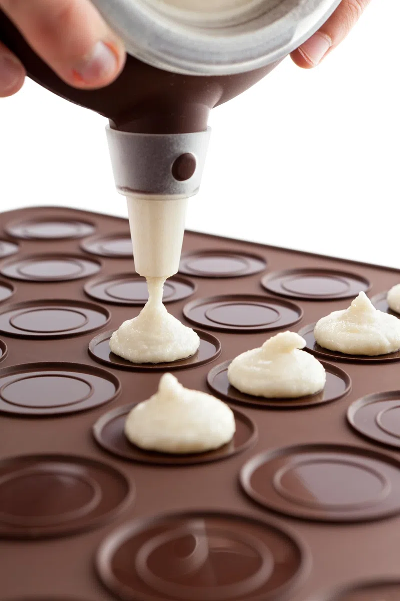 Lékué Zestaw Macarons ciemny brąz