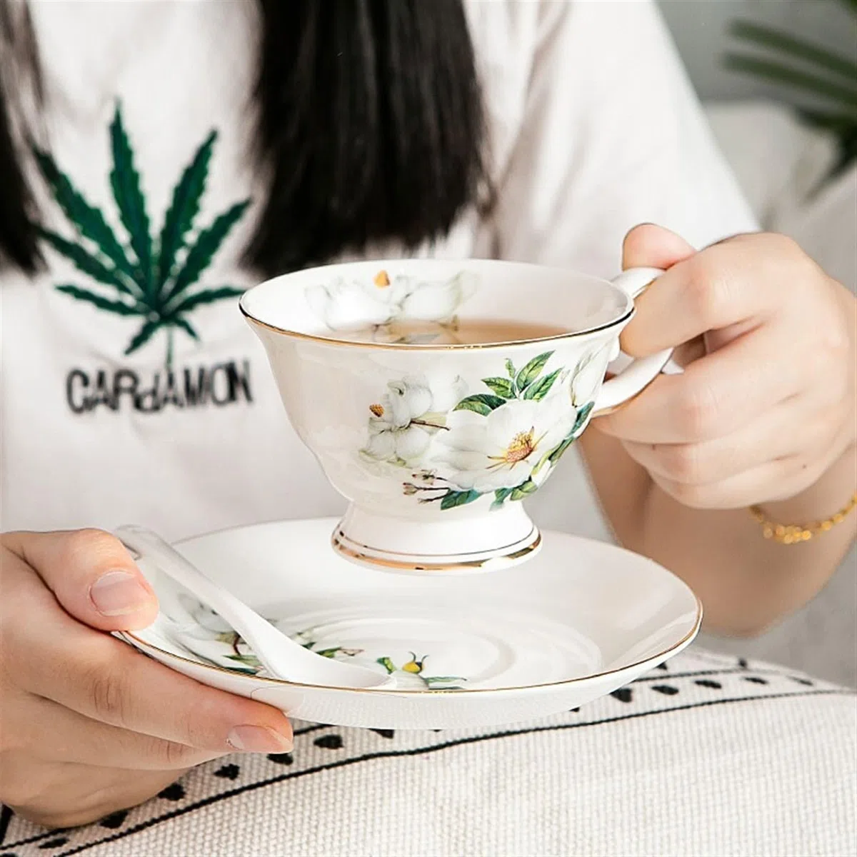 Filiżanka do herbaty i spodki, zestaw 6 sztuk, vintage, kwiatowe, ceramiczne filiżanki do kawy ze srebrnym stojakiem na podwieczorki, wesele, przyjęcie