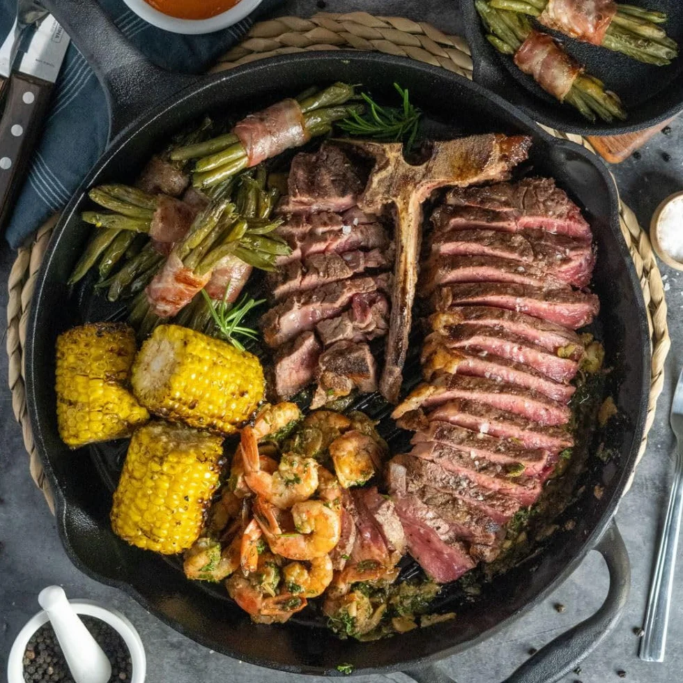 BBQ-Toro Żeliwna patelnia grillowa 29 cm z uchwytem